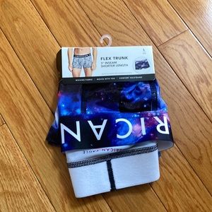 American eagle flex trunk